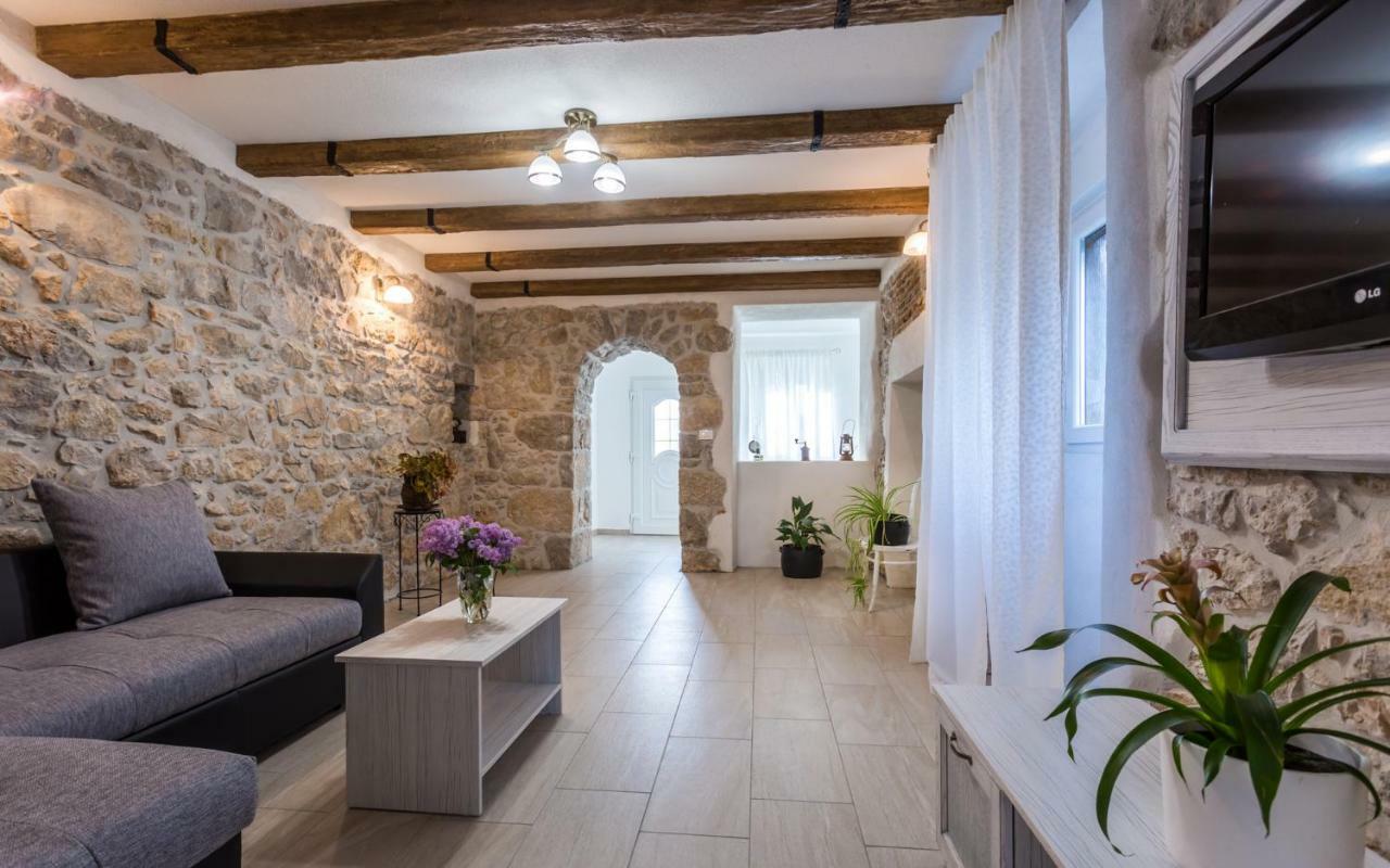 Villa Mulberry Milohnici 외부 사진