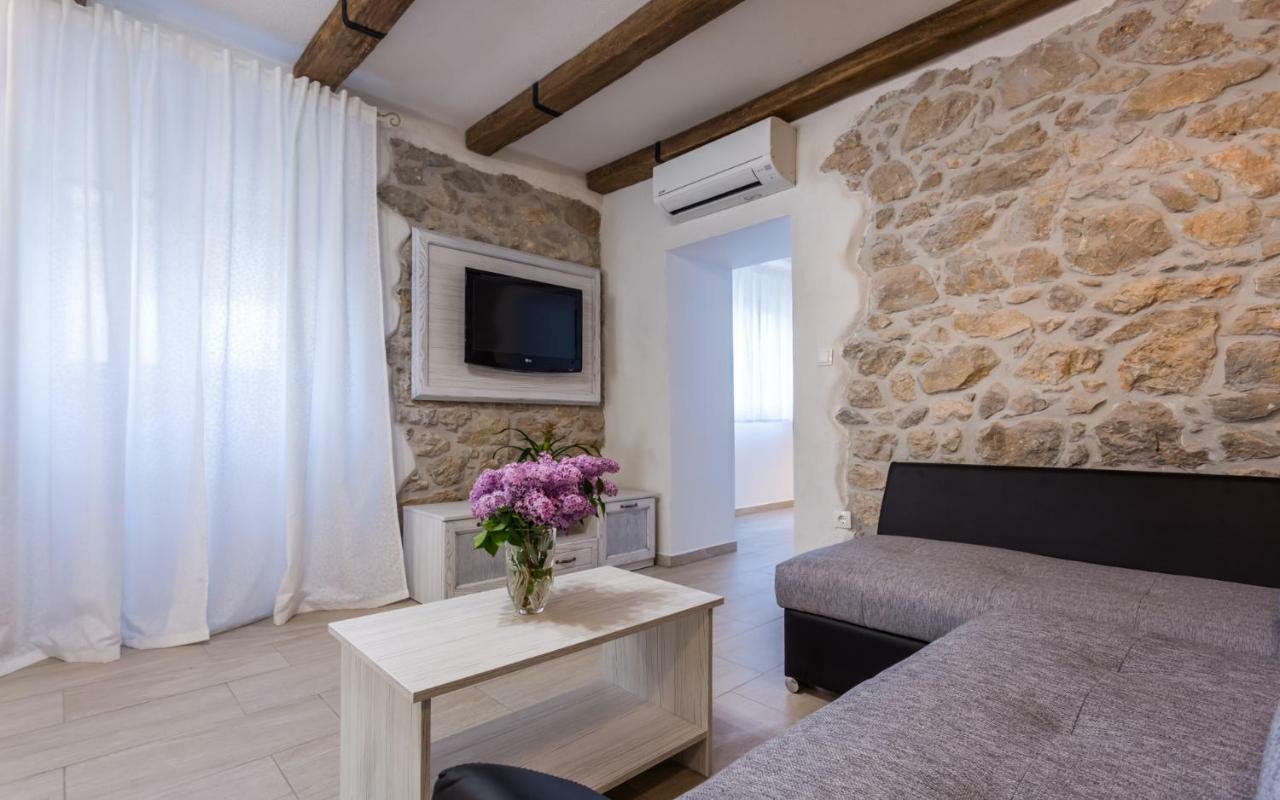 Villa Mulberry Milohnici 외부 사진